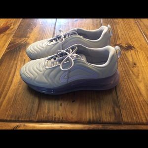 Light purple Nike’s